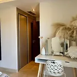 Modern 3 Bed With Pool Appartement Benahavís
