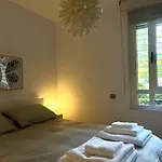Modern 3 Bed With Pool