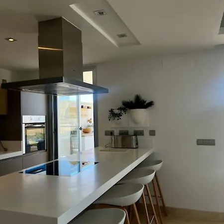 Modern 3 Bed With Pool * Benahavís
