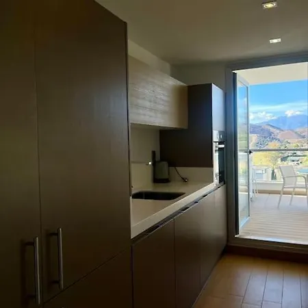 Modern 3 Bed With Pool Daire *