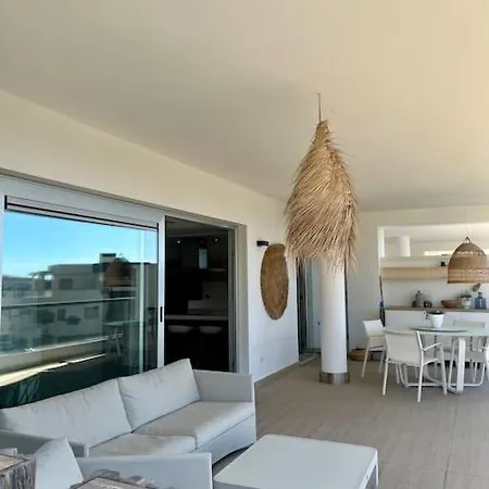 Modern 3 Bed With Pool Benahavís