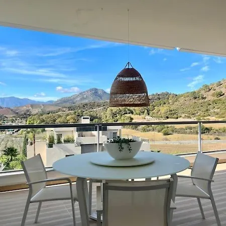 Modern 3 Bed With Pool Benahavís