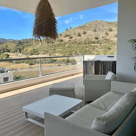 Daire Modern 3 Bed With Pool *