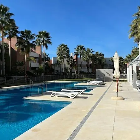 Modern 3 Bed With Pool Daire Benahavís