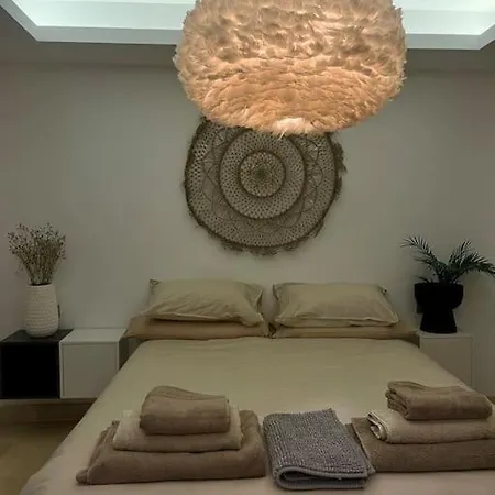 Modern 3 Bed With Pool Apartamento